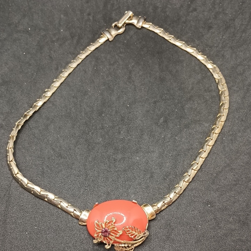 Vintage Gold Necklace with Coral Accent